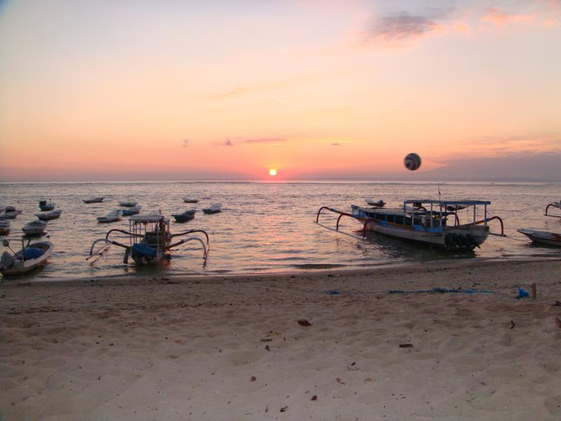 Scooby Doo Beach Bungalow Hotel Lembongan Esterno foto